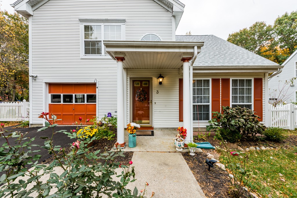 3 Rhodes Lane Foxboro, MA 02035 - Photo 2 of 18 Gallery Image 2