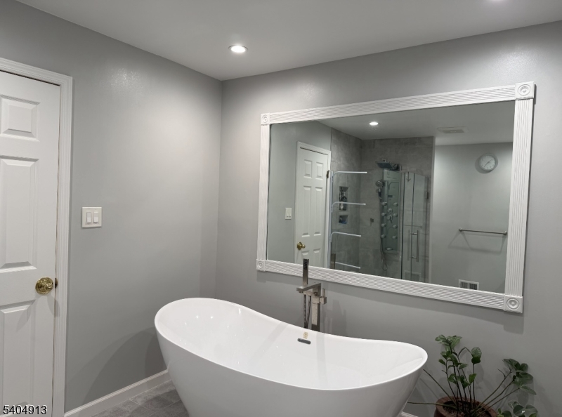 65 Birch Lane, Unit 65 Wayne, NJ 07470 - Photo 15 of 26