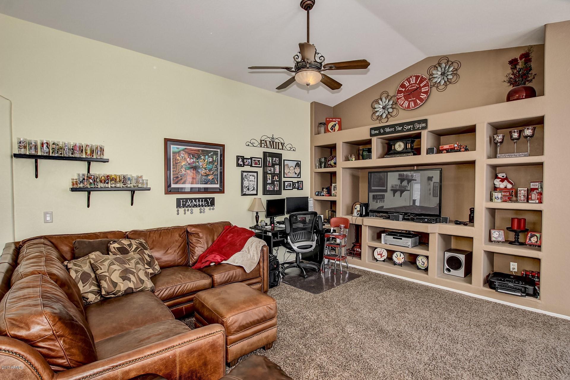 13367 West Redfield Road Surprise, AZ 85379 - Photo 4 of 17