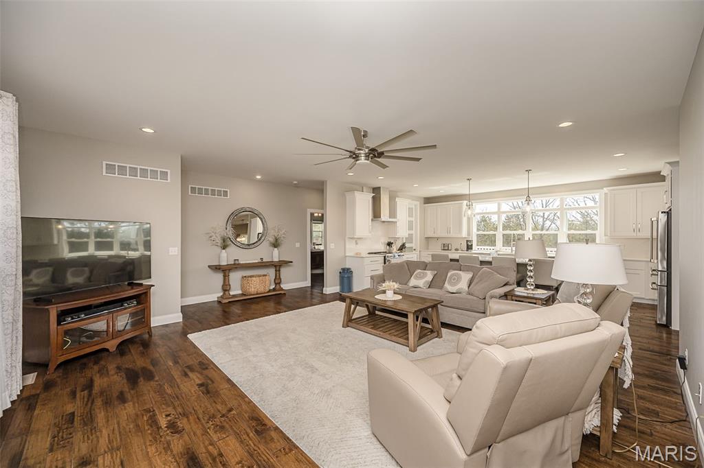 4690 Liberty School Road Hillsboro, MO 63050 - Photo 7 of 54