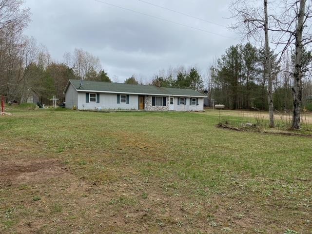 2177 South 29 Road Cadillac, MI 49601 - Photo 4 of 27 1886692-3.JPG