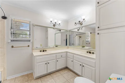 $350,000 | 2116 Chinaberry Circle, Harker Heights, TX 76548