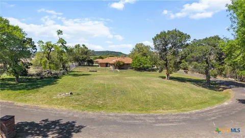 $350,000 | 2116 Chinaberry Circle, Harker Heights, TX 76548