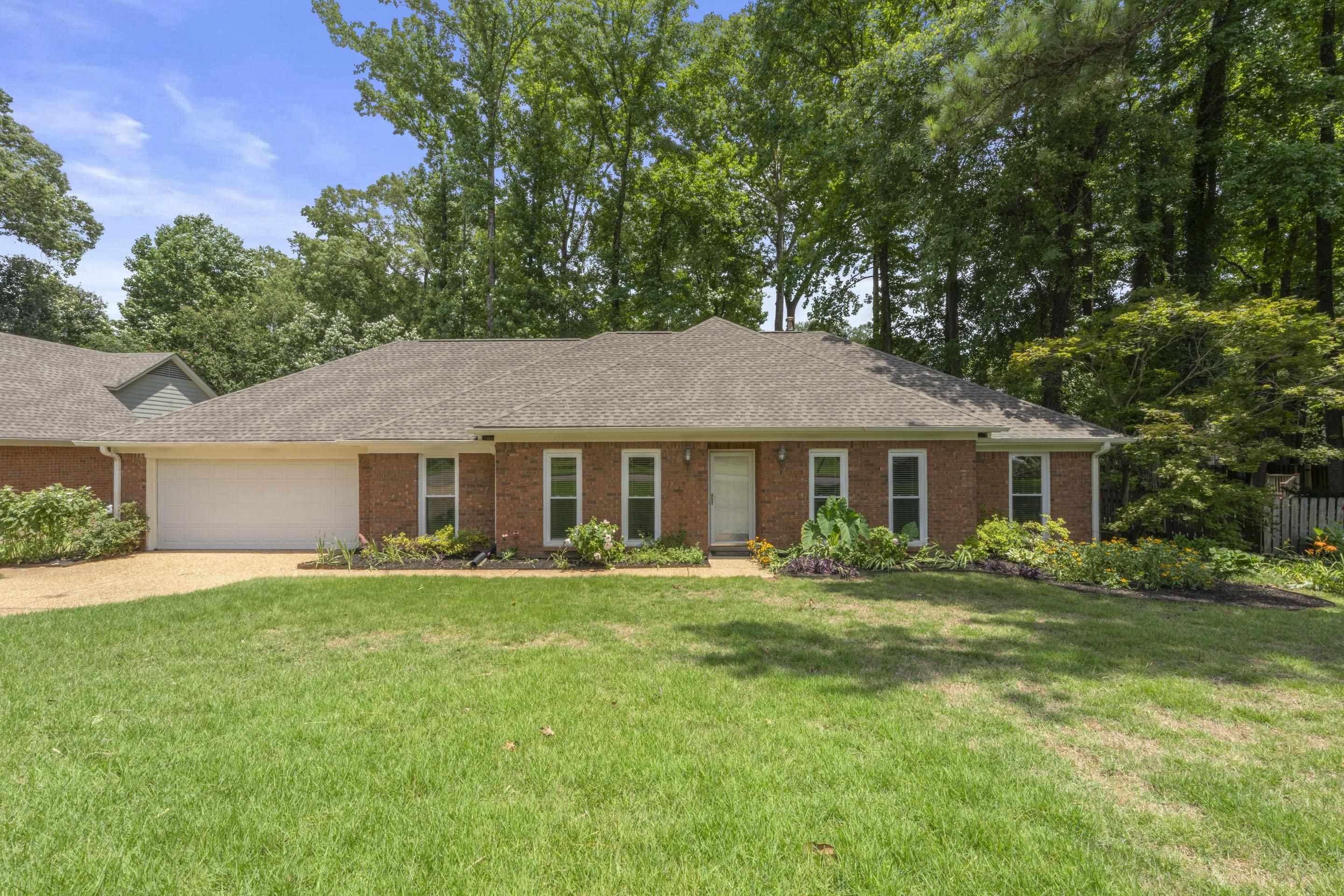 2046 Newfields Road Germantown, TN 38139 - Photo 1 of 24 Gallery Image 1
