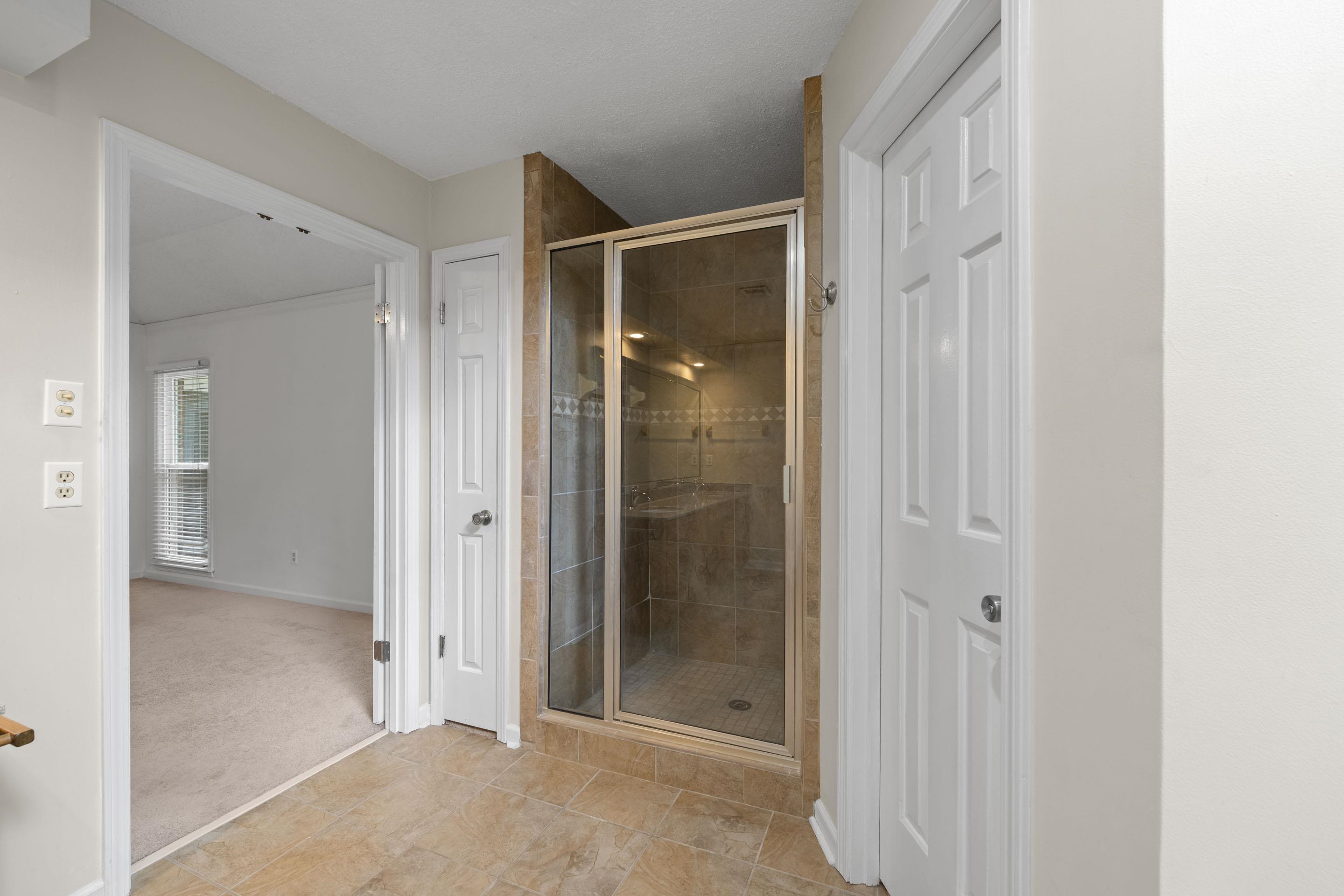 2046 Newfields Road Germantown, TN 38139 - Photo 11 of 24 Gallery Image 11