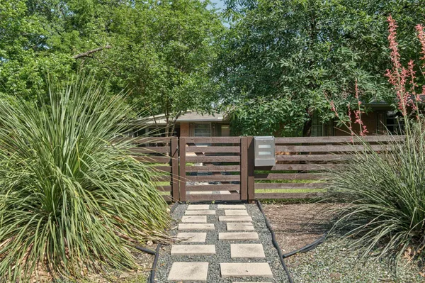$2,450 | 707 Josephine Street, Unit A, Austin, TX 78704