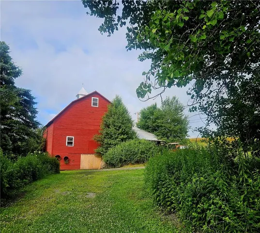 $749,000 | 495 Swiss Hill Road North, Jeffersonville, NY 12748