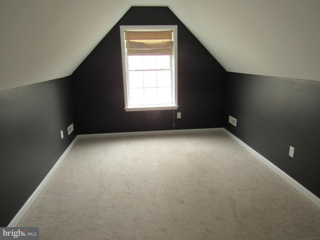 1597 Peony Road Lancaster, PA 17602 - Photo 34 of 35 Gallery Image 34