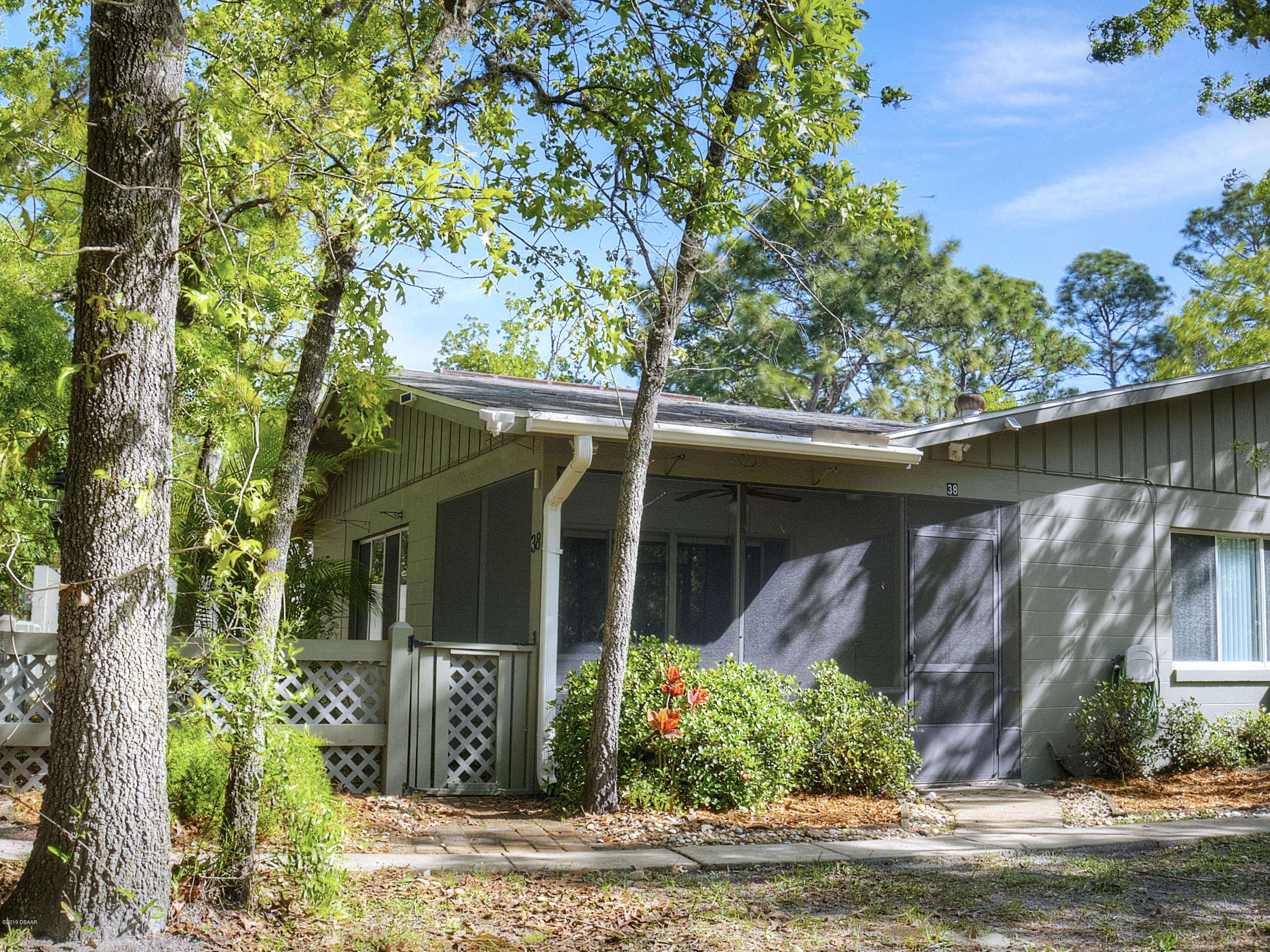 38 Summer Trees Road Port Orange, FL 32128 - Photo 2 of 36 001_set05
