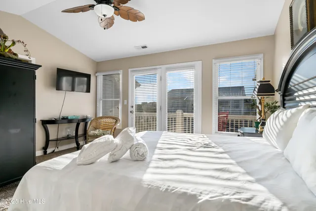 $745,000 | 337 Fort Fisher Boulevard North, Kure Beach, NC 28449