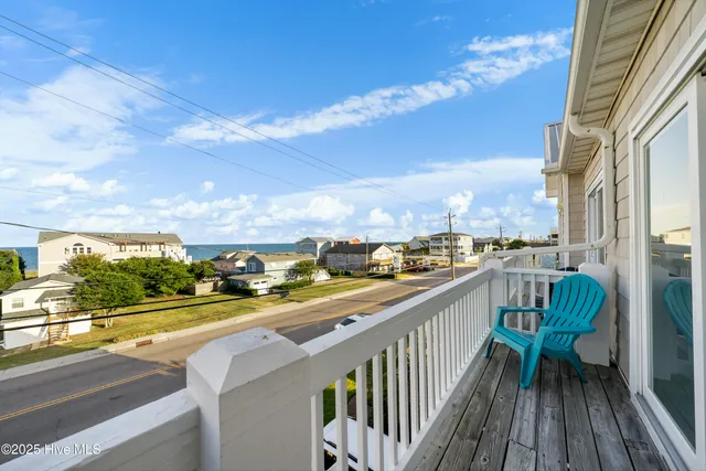 $745,000 | 337 Fort Fisher Boulevard North, Kure Beach, NC 28449