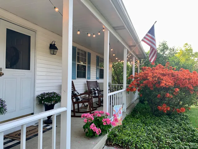 $525,000 | 6 Wayne Drive, Middletown, NY 10940