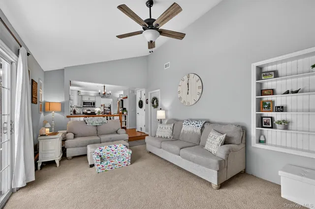 $525,000 | 6 Wayne Drive, Middletown, NY 10940