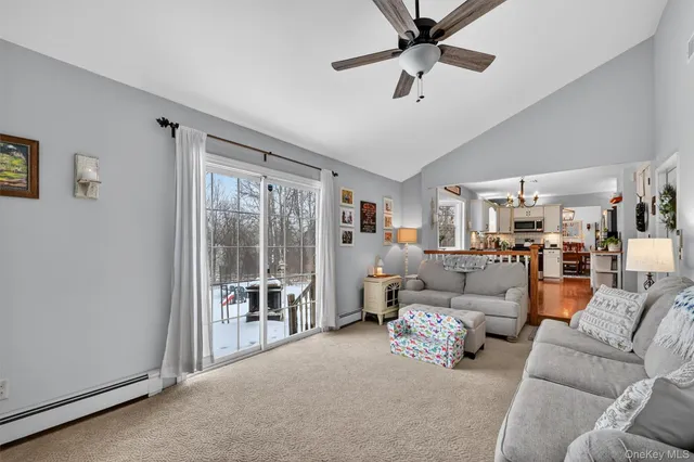 $525,000 | 6 Wayne Drive, Middletown, NY 10940