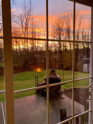 $525,000 | 6 Wayne Drive, Middletown, NY 10940