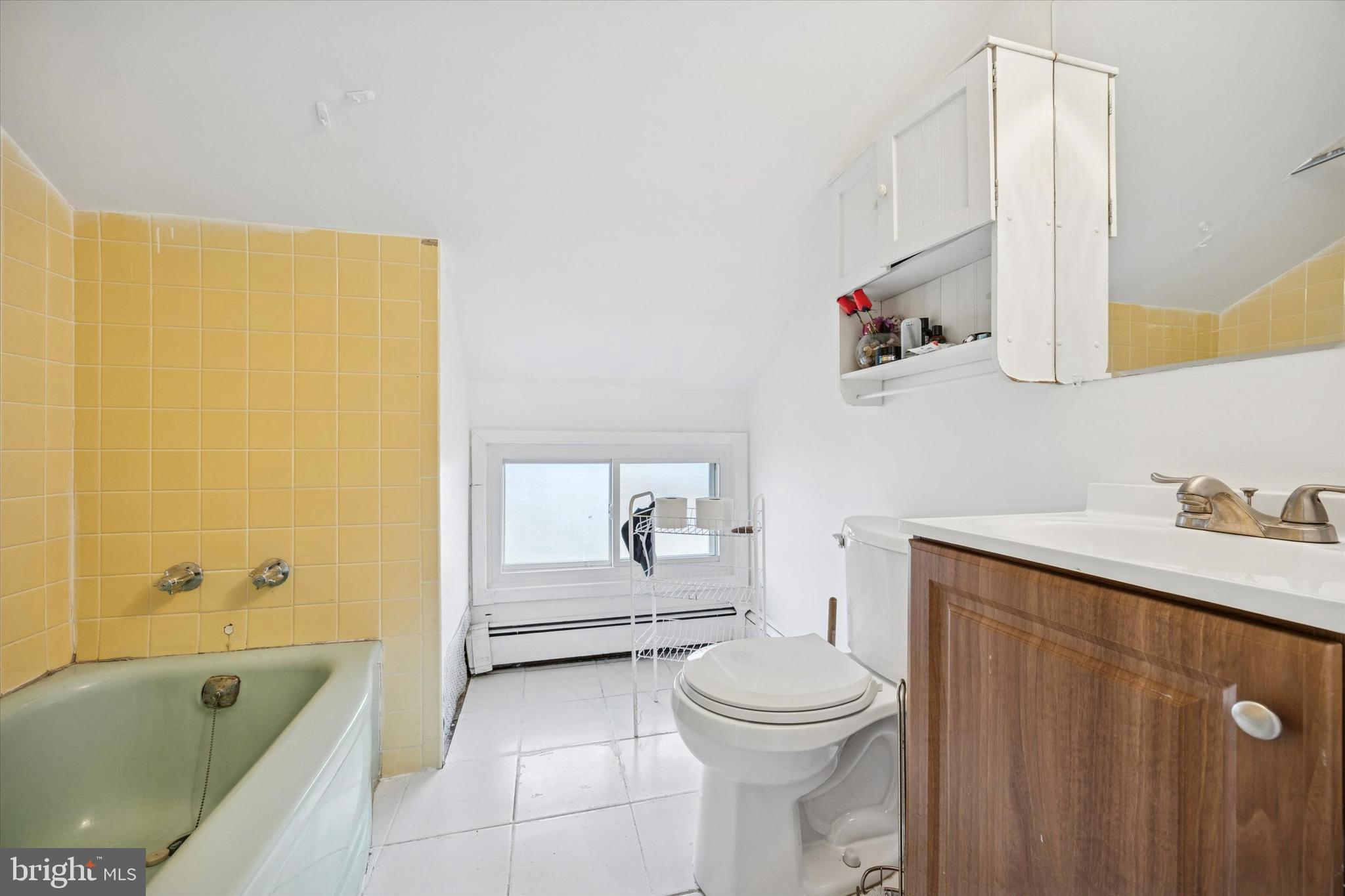 2 Red Maple Lane Levittown, PA 19055 - Photo 11 of 27