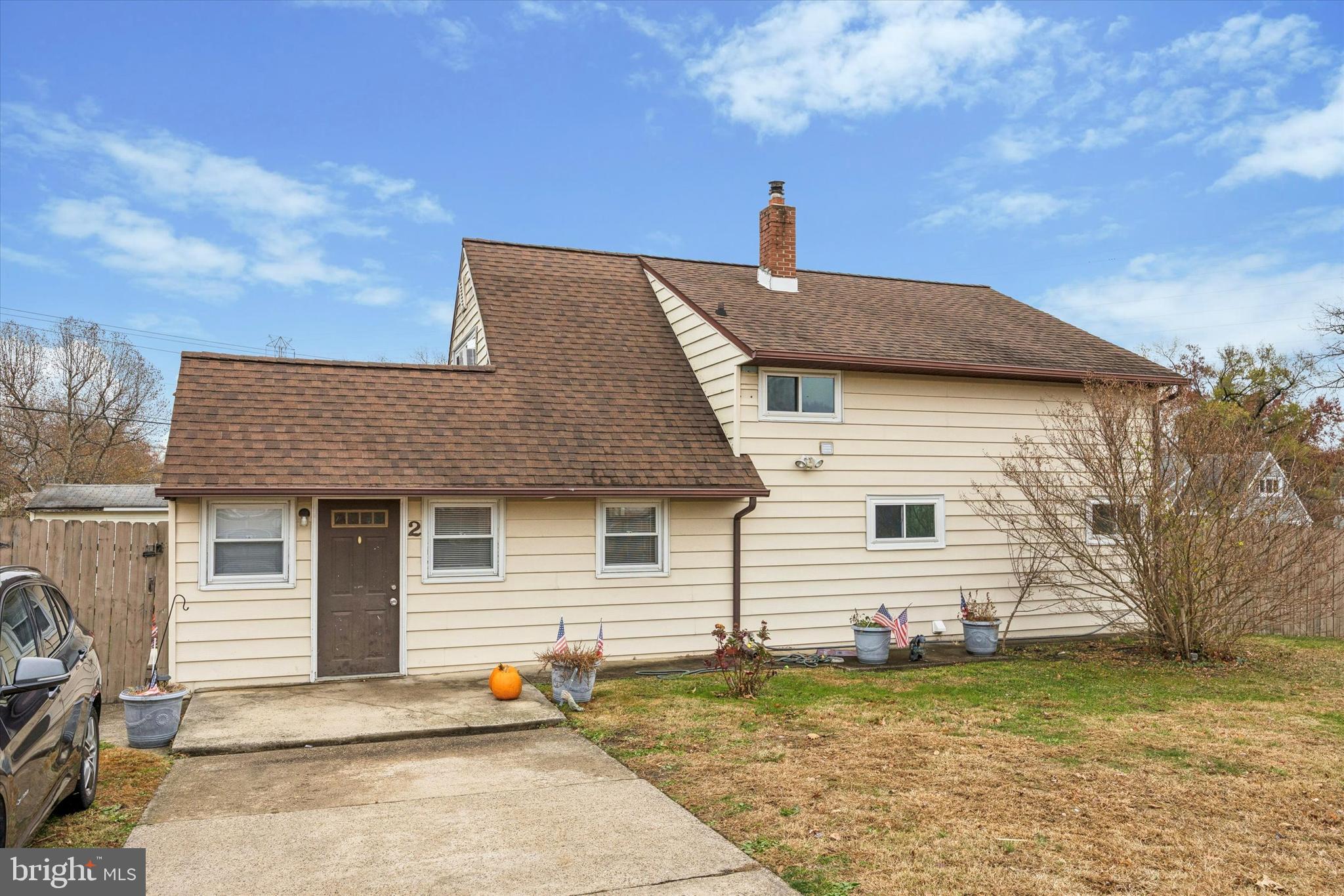 2 Red Maple Lane Levittown, PA 19055 - Photo 2 of 27