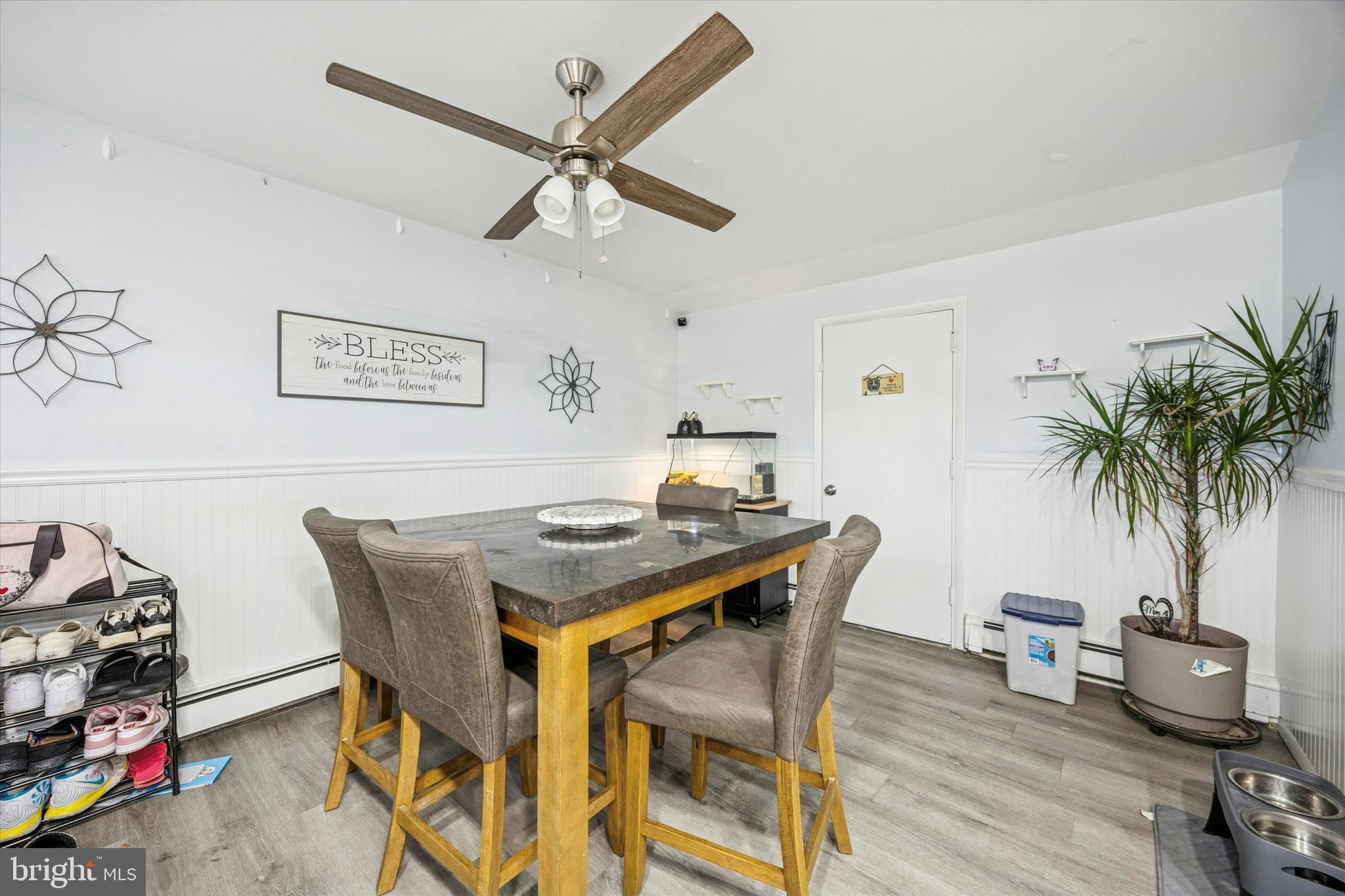 2 Red Maple Lane Levittown, PA 19055 - Photo 9 of 27