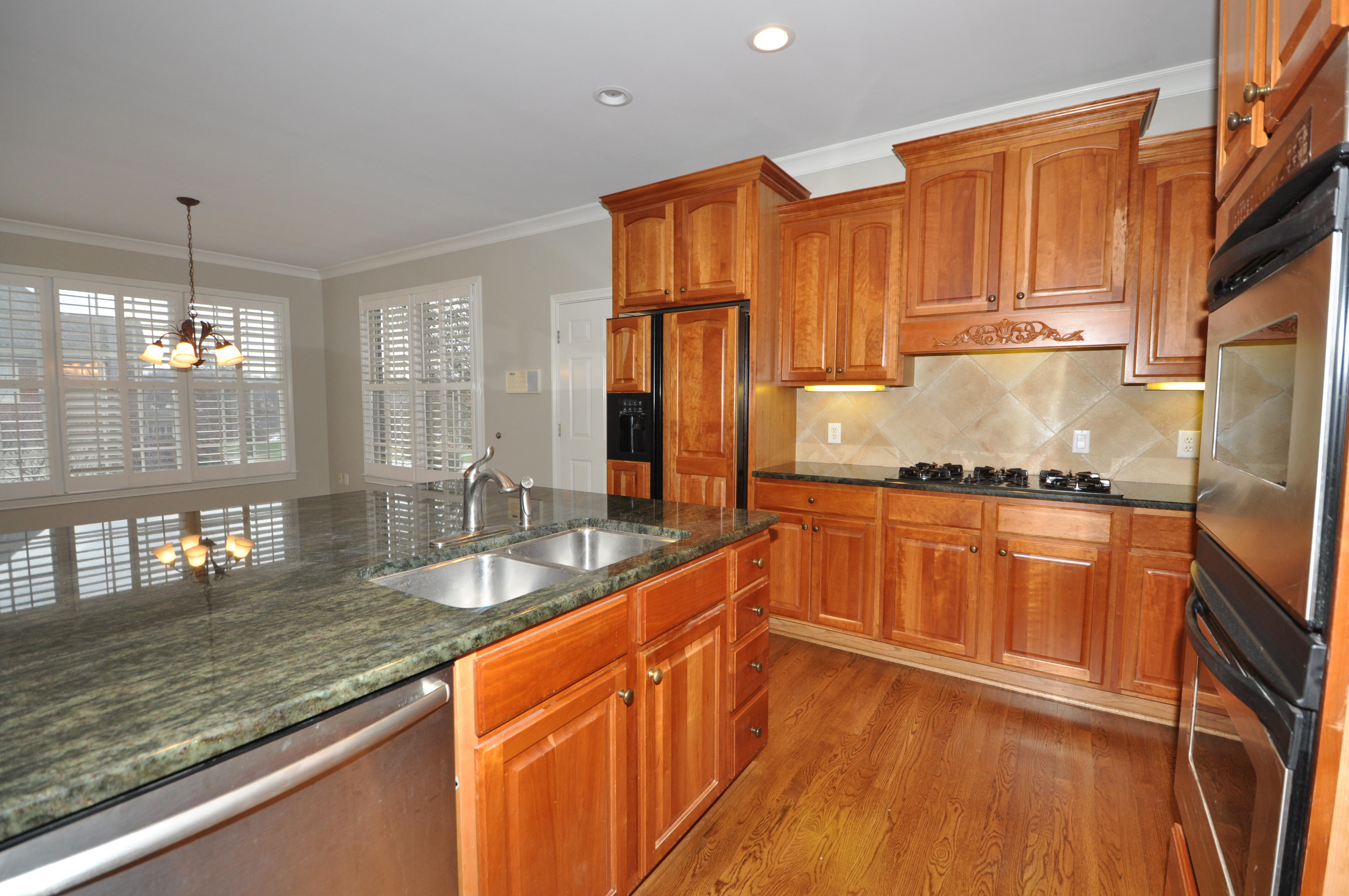 1900 Chiswick Road Knoxville, TN 37922 - Photo 6 of 24 Kitchen