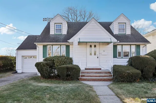 $675,000 | 72 Washington Avenue, Elmwood Park, NJ 07407