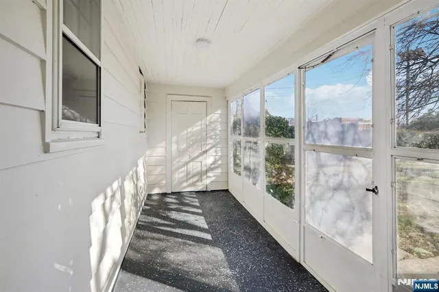 $675,000 | 72 Washington Avenue, Elmwood Park, NJ 07407