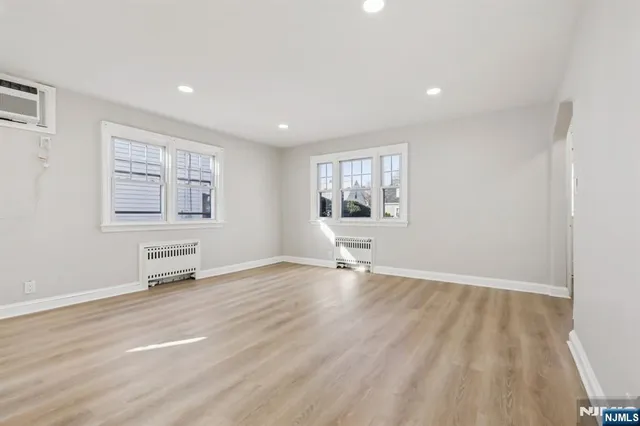 $675,000 | 72 Washington Avenue, Elmwood Park, NJ 07407