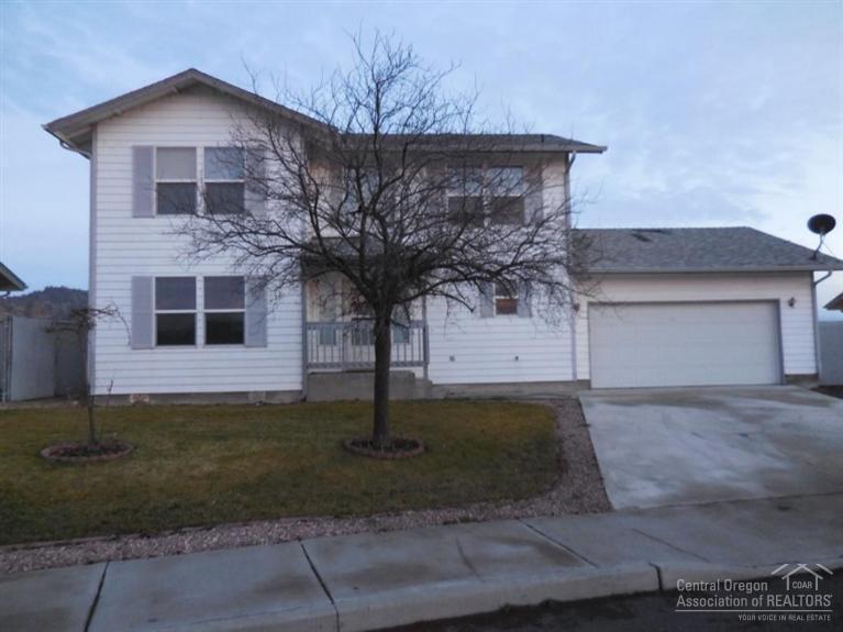 2536 Northeast Yellowpine Road Prineville, OR 97754 - Photo 1 of 20 Primary Photo