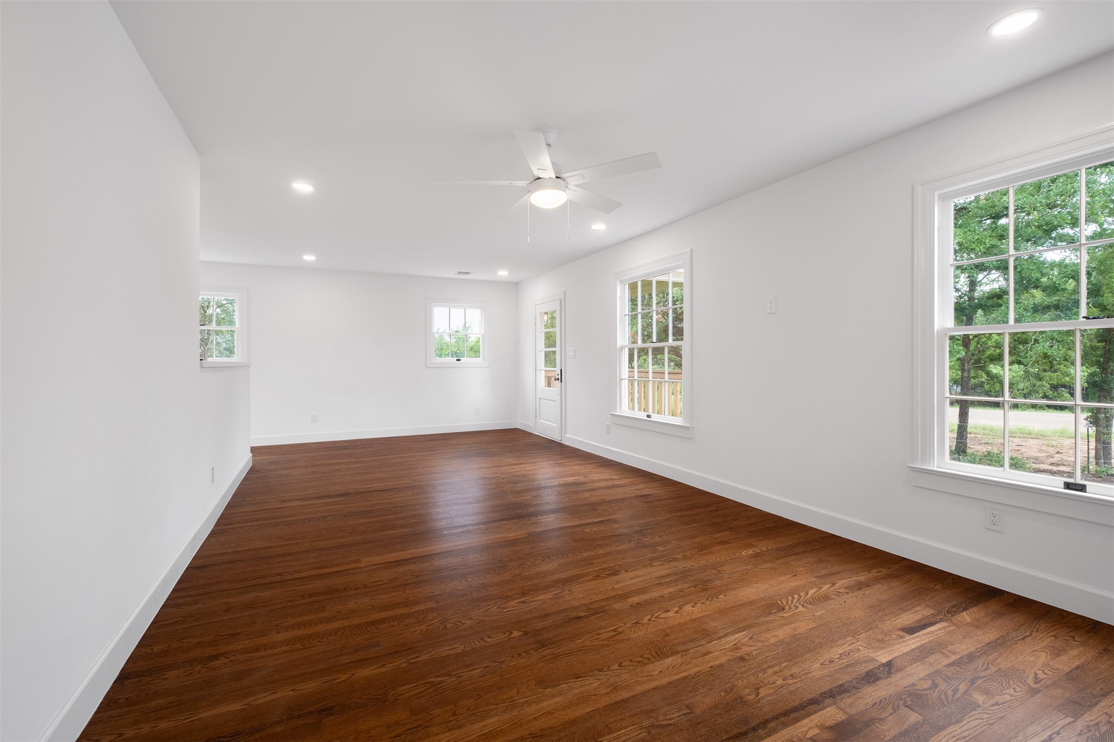 247 Foothill Road Bastrop, TX 78602 - Photo 15 of 17 Gallery Image 15