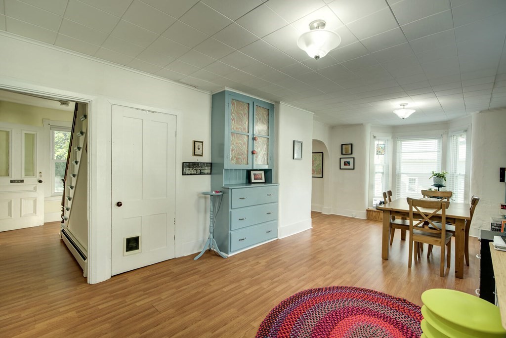 28 Spring Street South Hadley, MA 01075 - Photo 8 of 29 Gallery Image 8