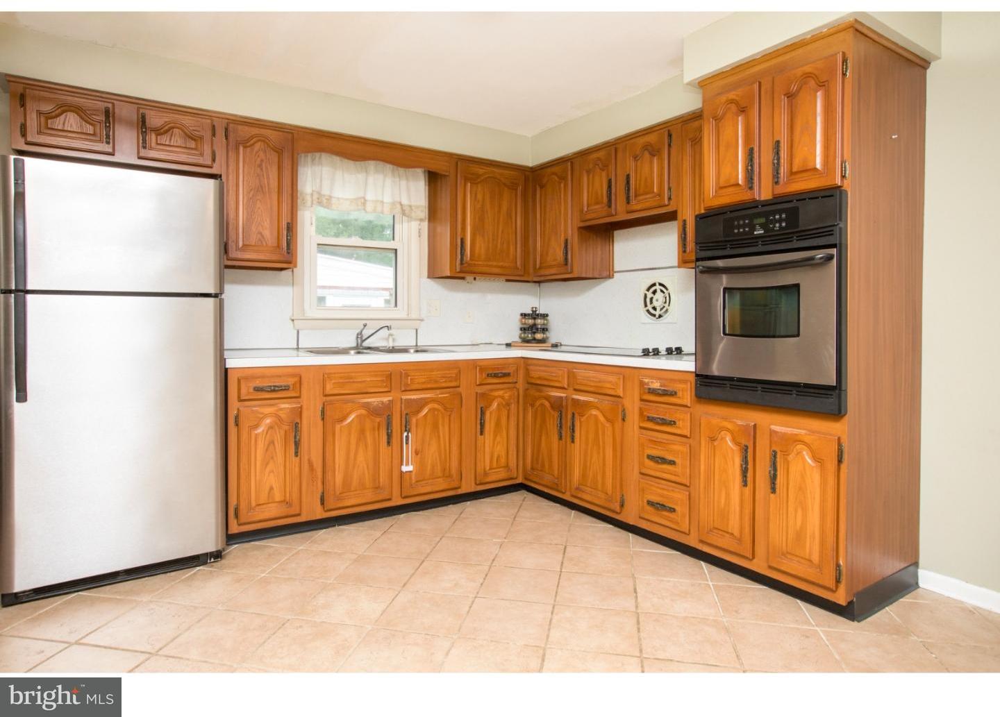113 Minnetonka Road Somerdale, NJ 08083 - Photo 12 of 22 Kitchen