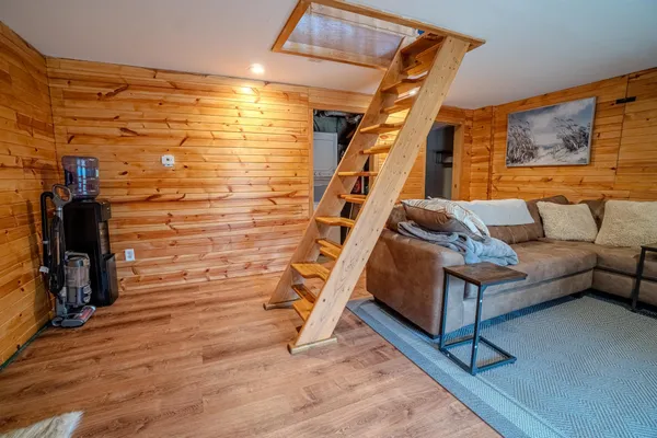 $290,000 | W10448 Whippoorwill, Elroy, WI 53929