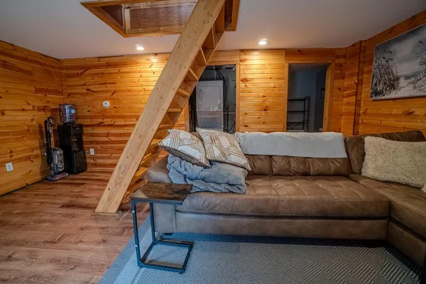$290,000 | W10448 Whippoorwill, Elroy, WI 53929