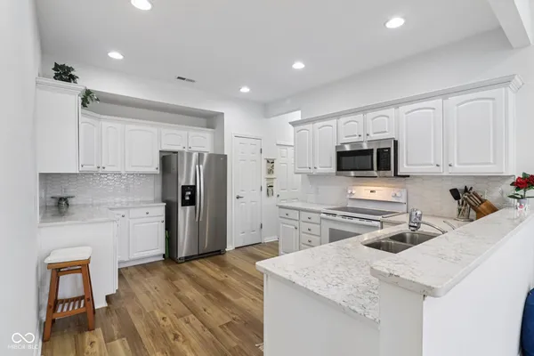 $344,000 | 16636 Brownstone Court, Westfield, IN 46074