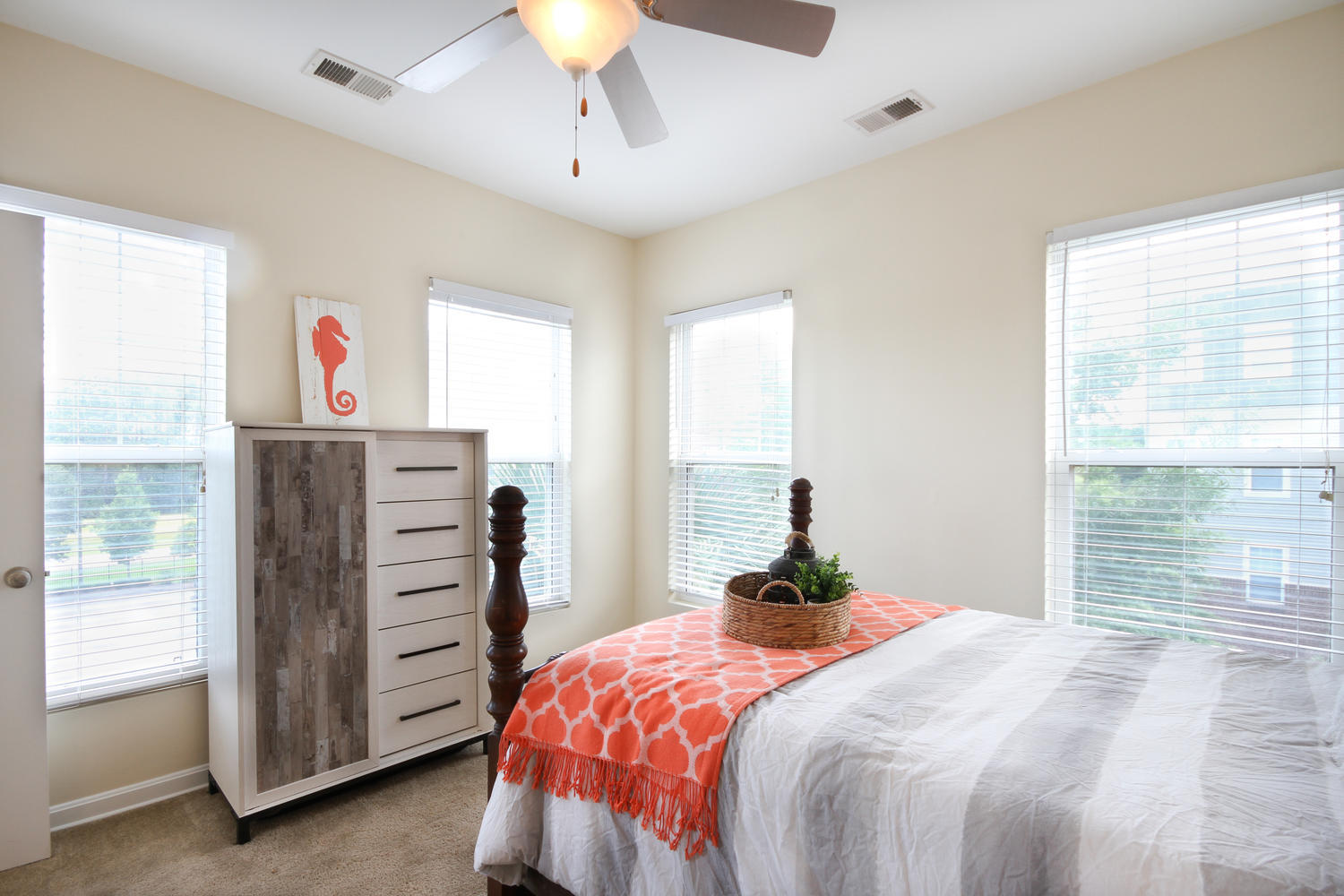 1030 Jack Primus Road, Unit 1304 Charleston, SC 29492 - Photo 10 of 20 Tons of Natural Light