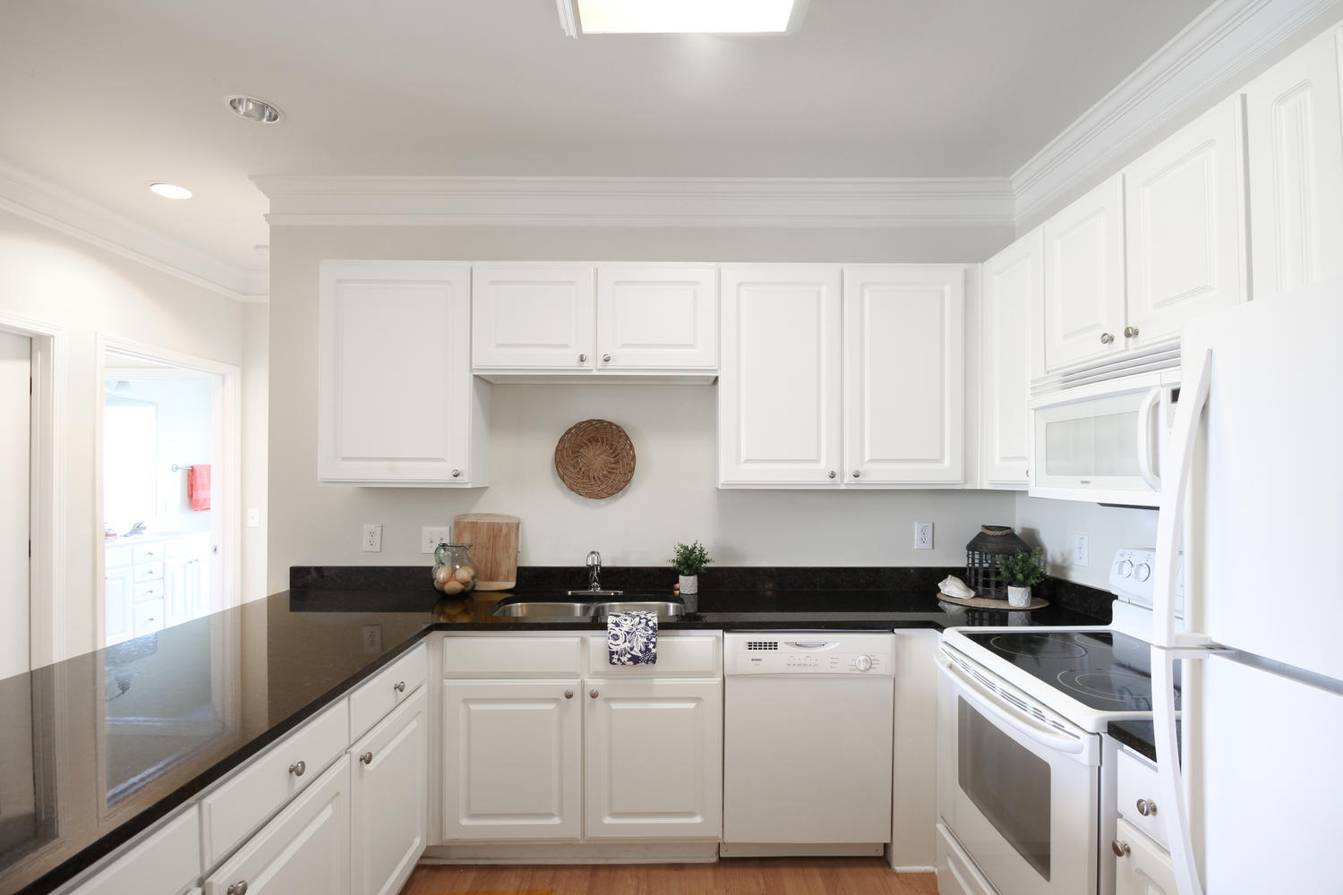Tons of Counter Space