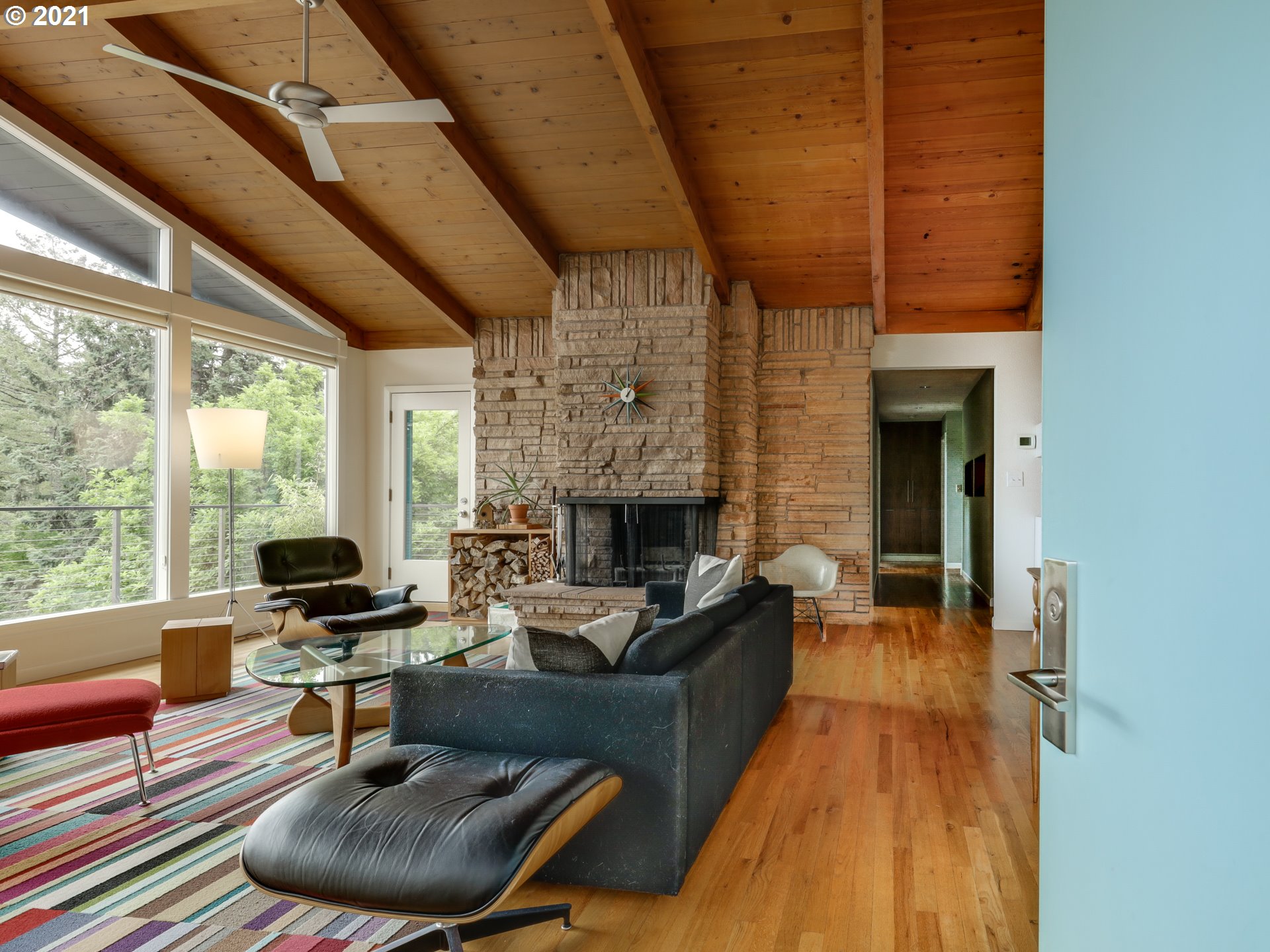 10131 Southwest Lancaster Road Portland, OR 97219 - Photo 6 of 32 Gallery Image 6