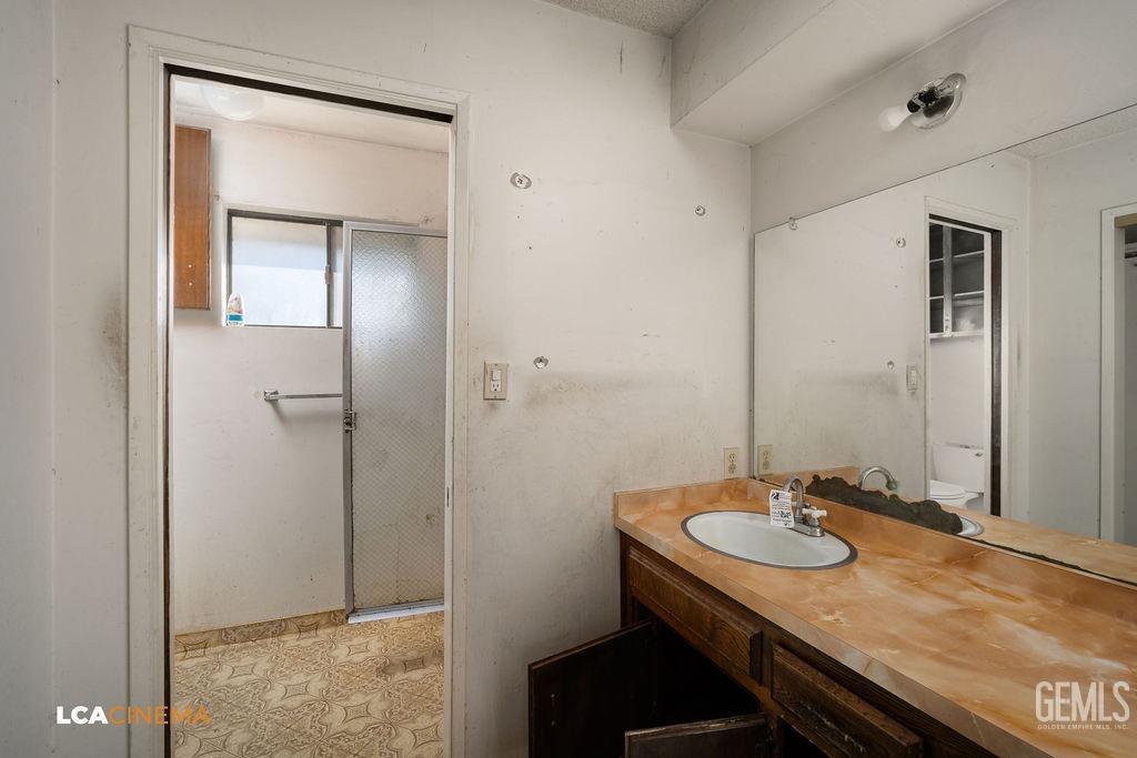 Undisclosed Address Bakersfield, CA 93308 - Photo 12 of 22