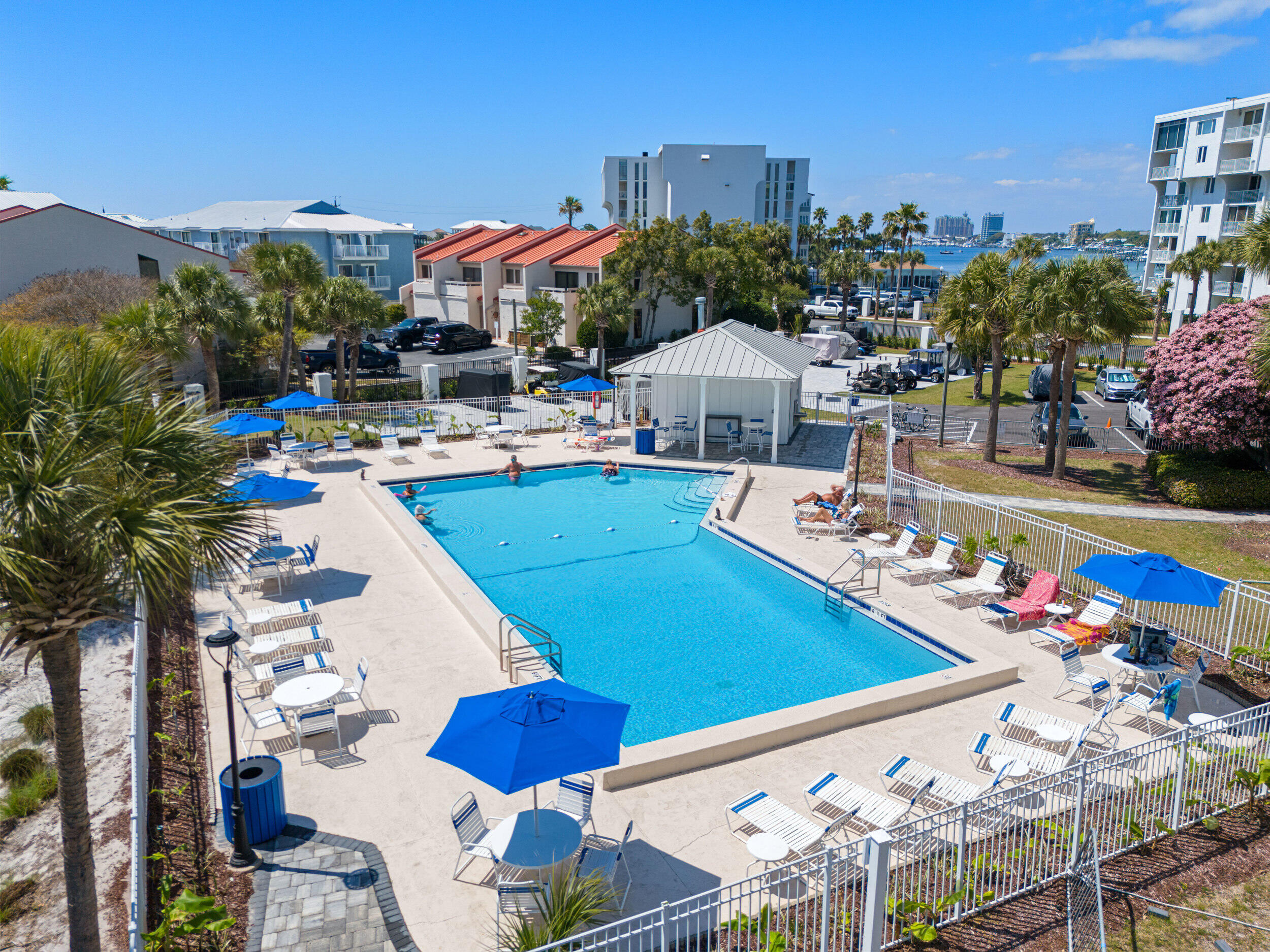 30 Moreno Point Road, Unit 305C Destin, FL 32541 - Photo 23 of 34 Pool