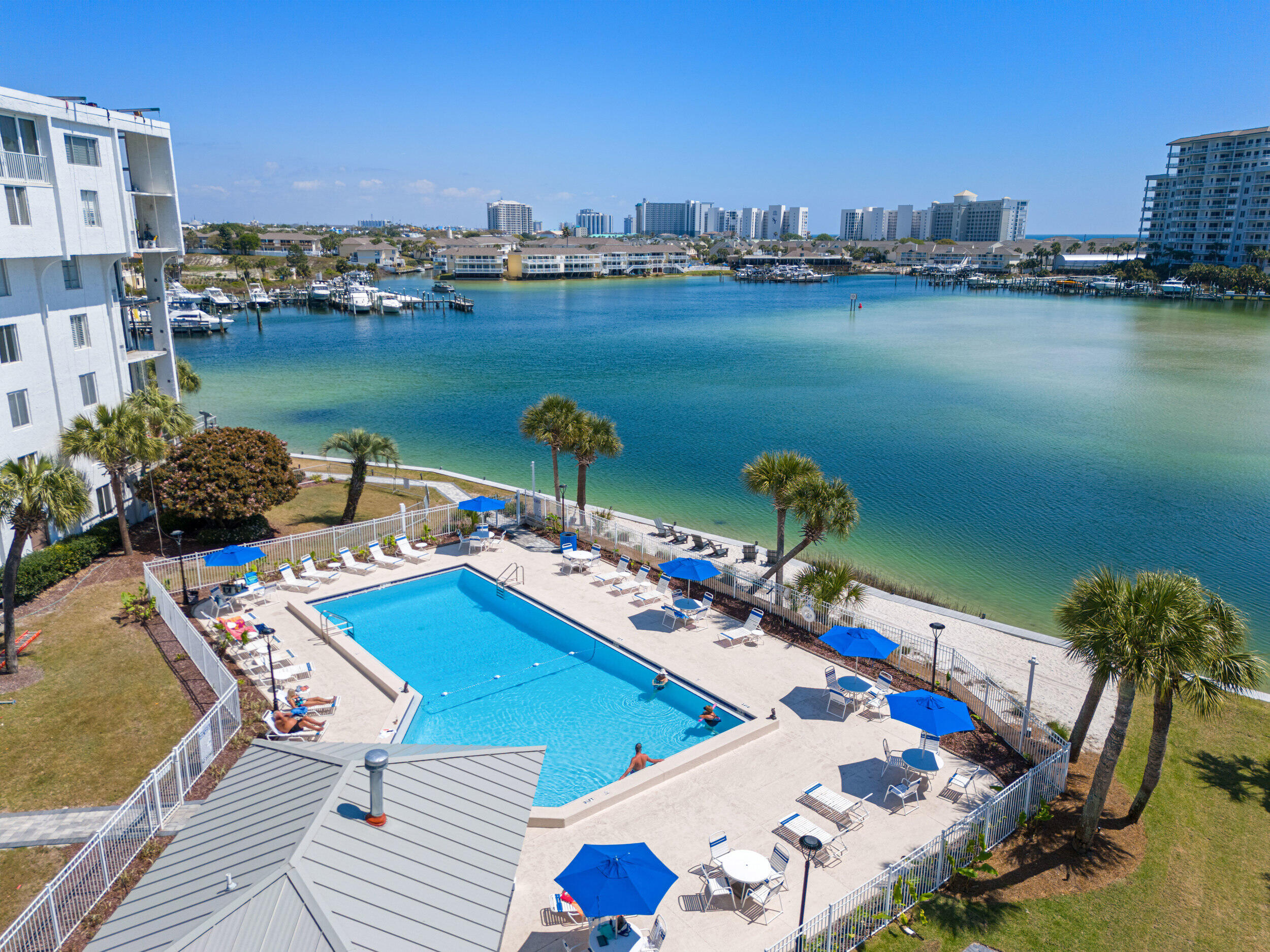 30 Moreno Point Road, Unit 305C Destin, FL 32541 - Photo 24 of 34 Waterfront Pool