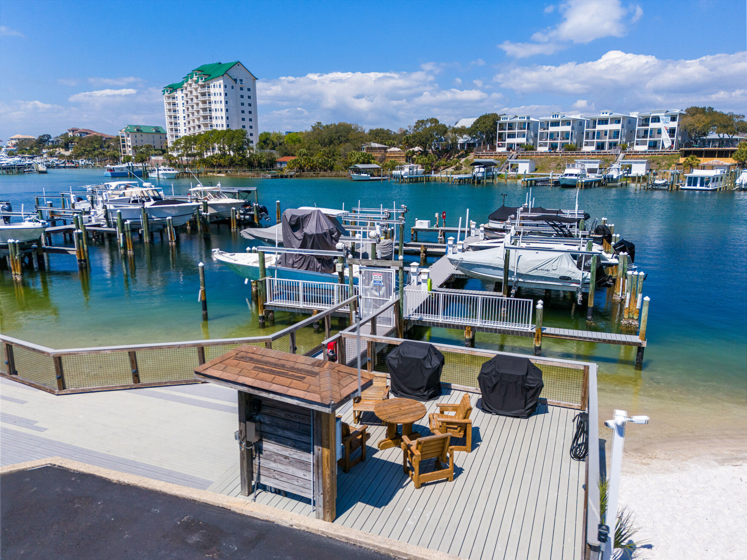 30 Moreno Point Road, Unit 305C Destin, FL 32541 - Photo 27 of 34 Grill area and Boat Slips
