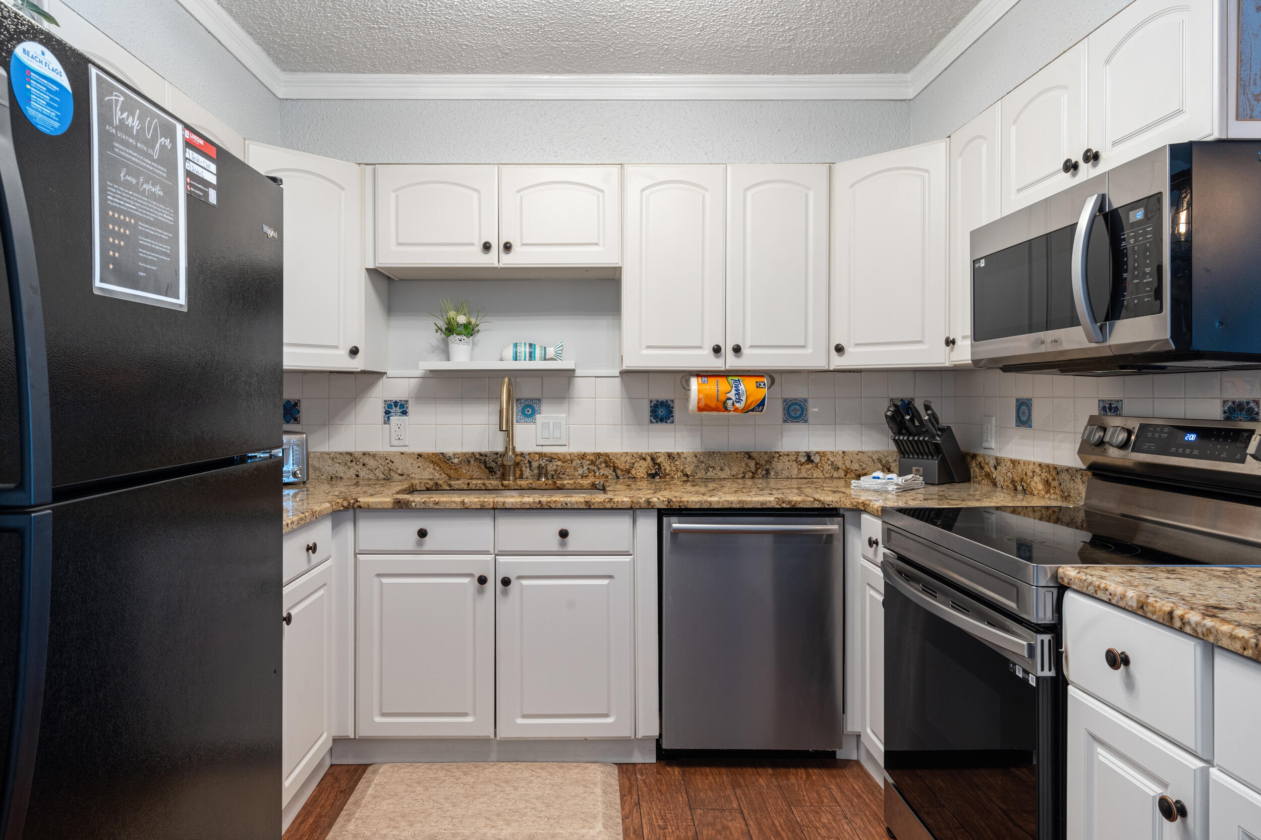 30 Moreno Point Road, Unit 305C Destin, FL 32541 - Photo 6 of 34 Kitchen