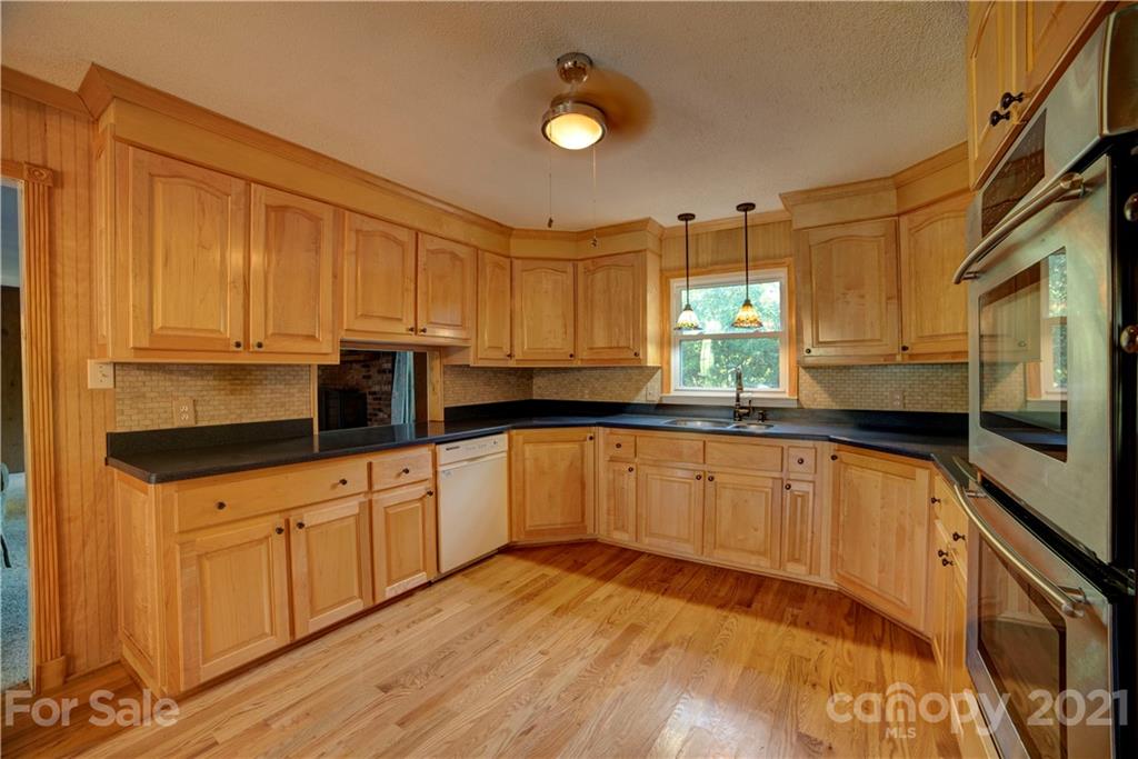 2230 Dobys Bridge Road Fort Mill, SC 29715 - Photo 15 of 31 Gallery Image 15