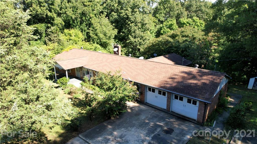 2230 Dobys Bridge Road Fort Mill, SC 29715 - Photo 3 of 31 Gallery Image 3