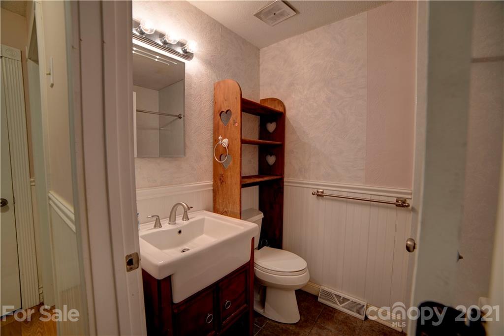 2230 Dobys Bridge Road Fort Mill, SC 29715 - Photo 21 of 31 Gallery Image 21