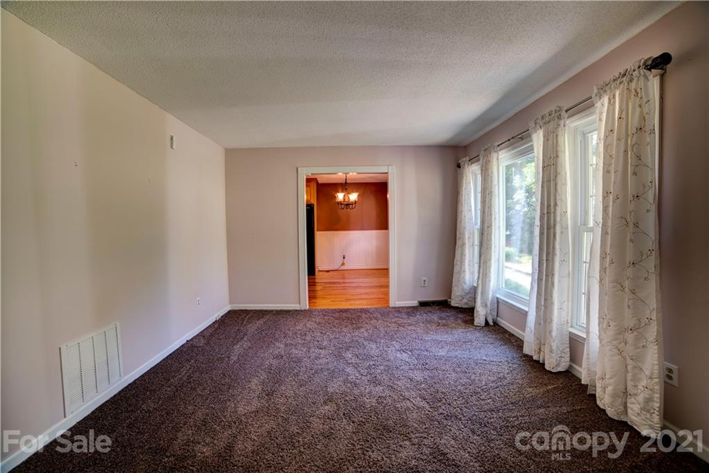 2230 Dobys Bridge Road Fort Mill, SC 29715 - Photo 9 of 31 Gallery Image 9