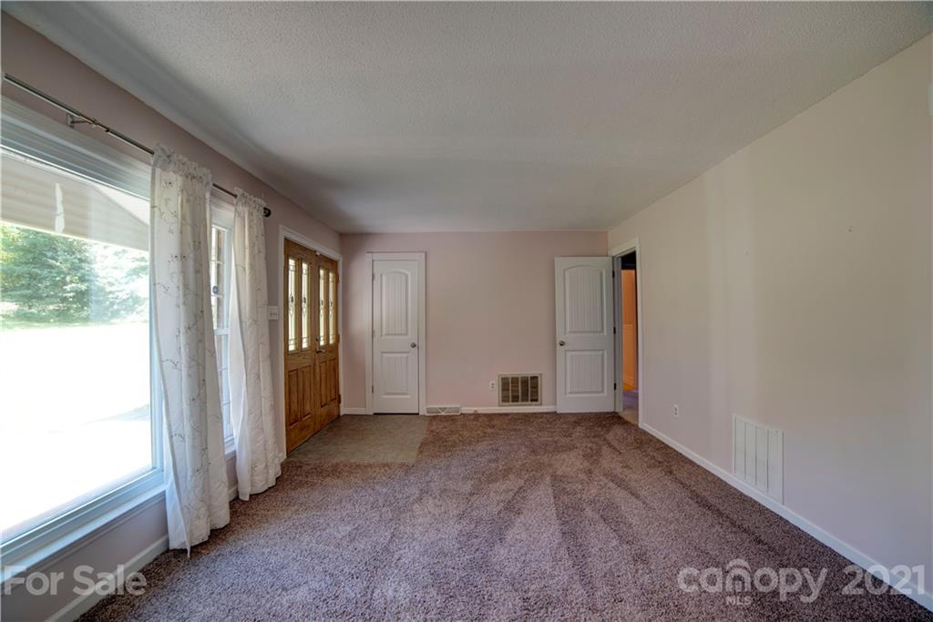 2230 Dobys Bridge Road Fort Mill, SC 29715 - Photo 10 of 31 Gallery Image 10
