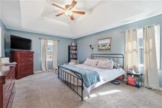 $305,000 | 112 Northeast 6th Street, Blue Springs, MO 64014