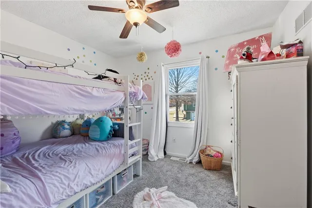 $305,000 | 112 Northeast 6th Street, Blue Springs, MO 64014