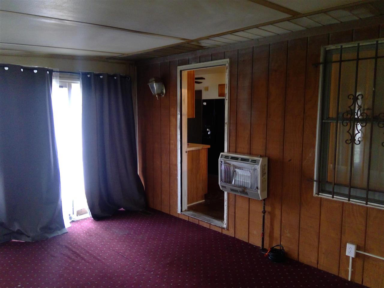 5046 North Jennings Road Flint, MI 48504 - Photo 7 of 10 50044600-6.JPG