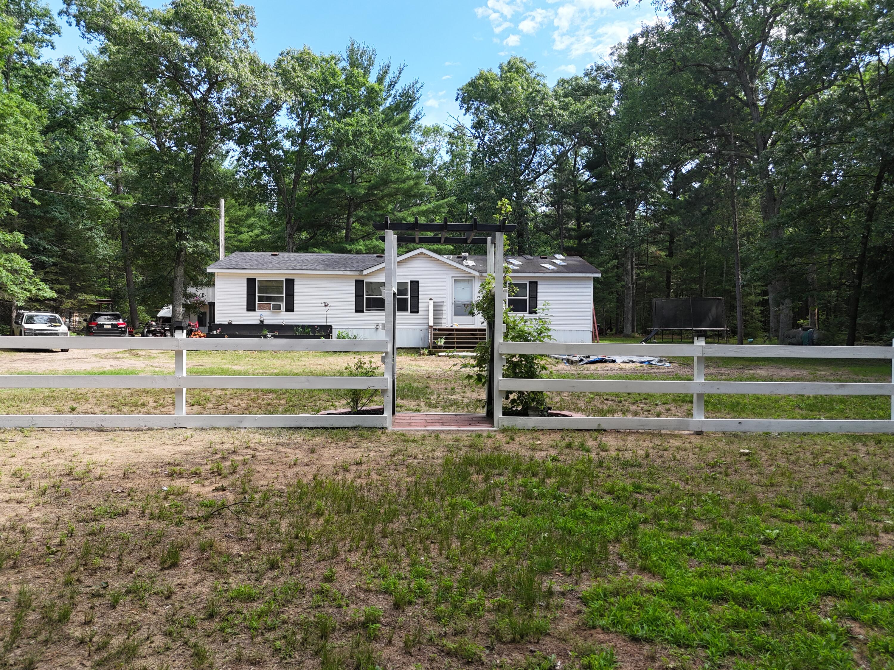18233 Old House Road Wellston, MI 49689 - Photo 2 of 16 18233 Old House Rd, Wellston